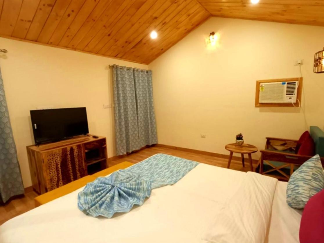 Aaroham Resort, Shimla Exterior photo